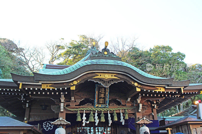 日本天南的Enoshima hentunomiya。